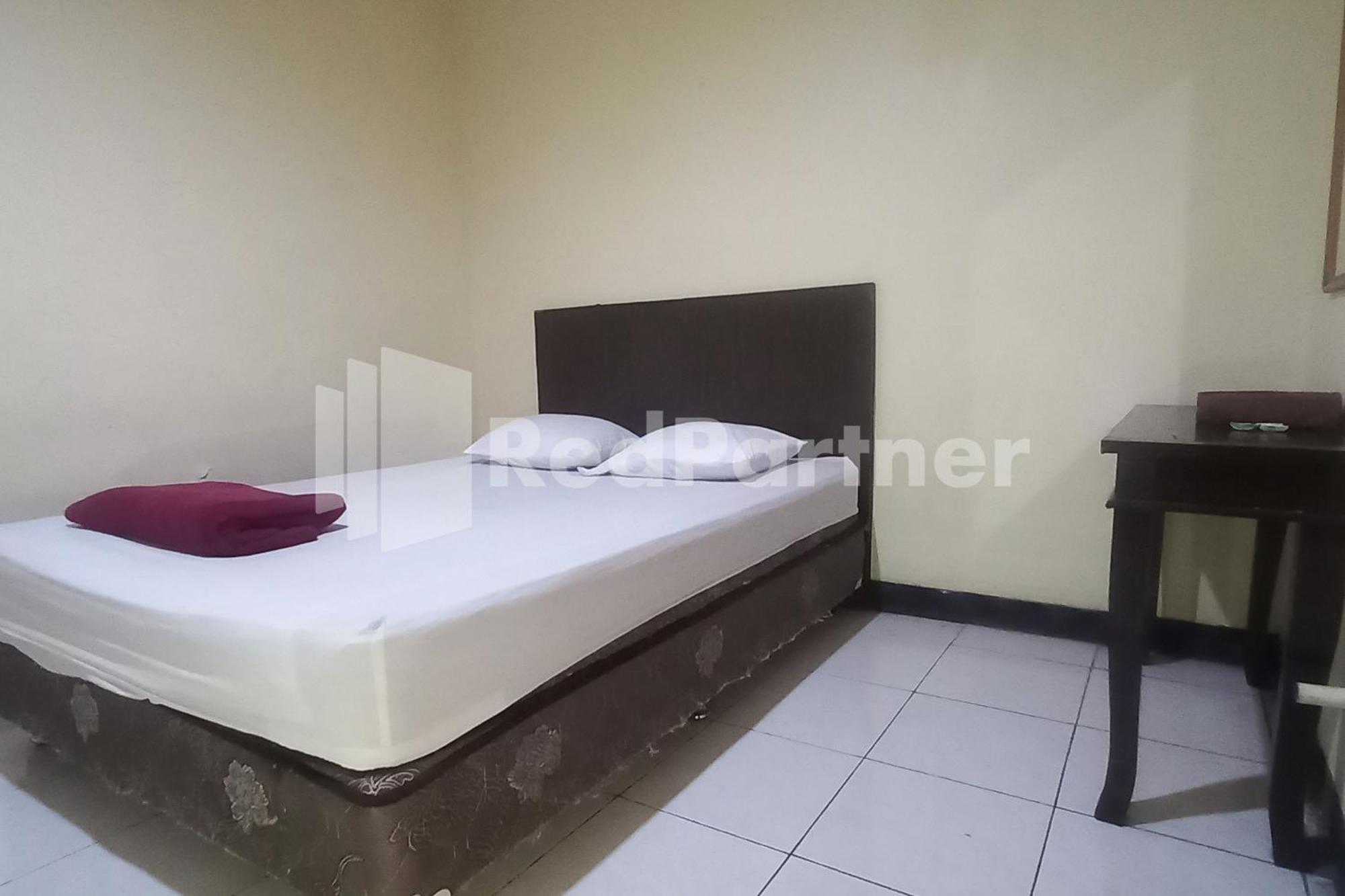 Hotel Palem 2 Syariah Malang Redpartner Exterior photo