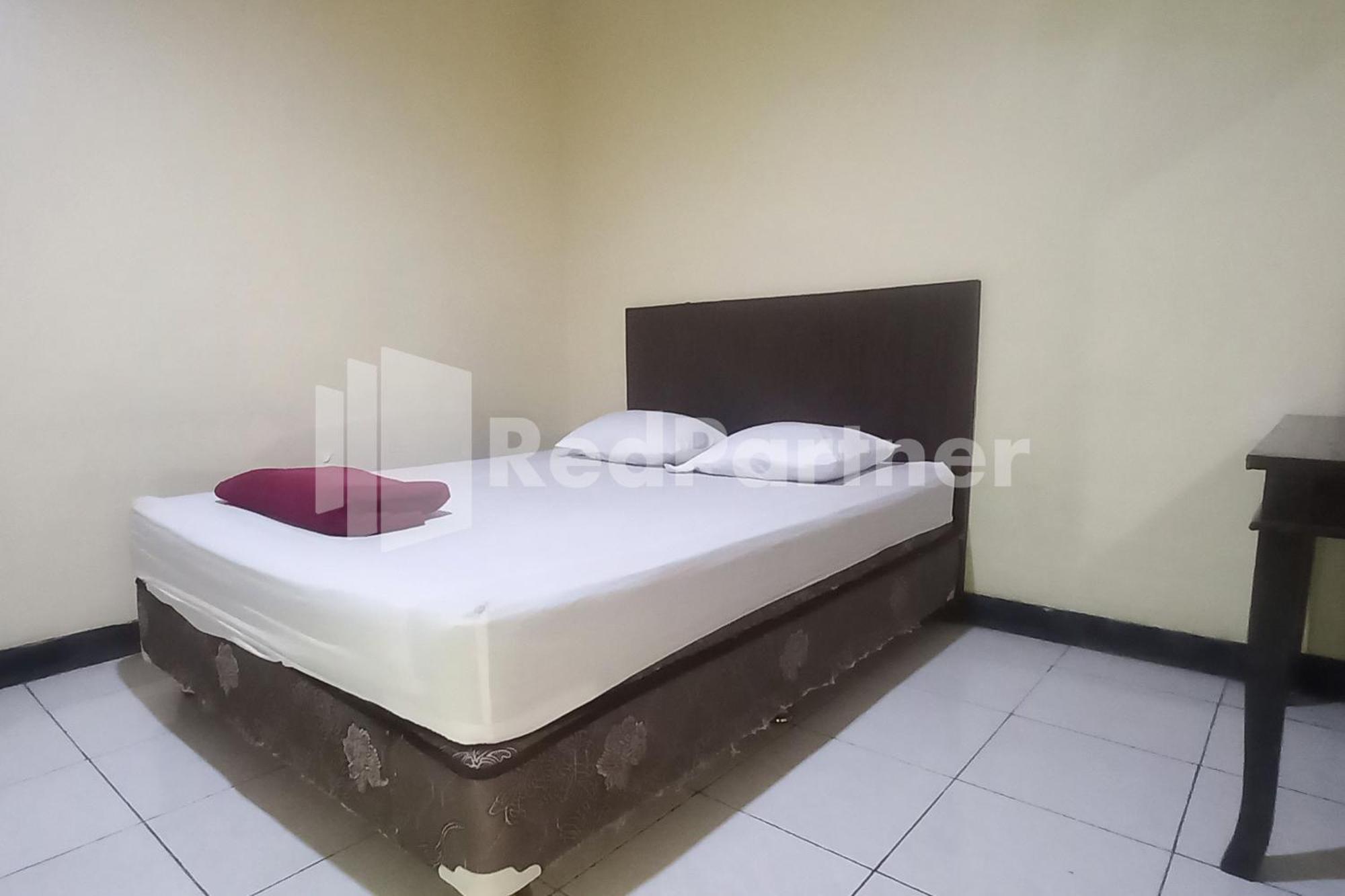 Hotel Palem 2 Syariah Malang Redpartner Exterior photo